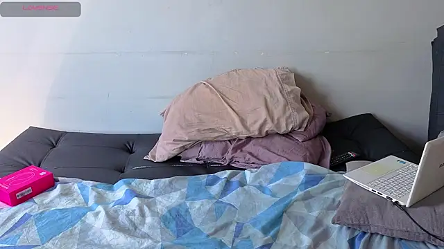 Snapshot of Matiashorney chatting on 1, 11, 2025 Matiashorney online show from 1, 11, 2025