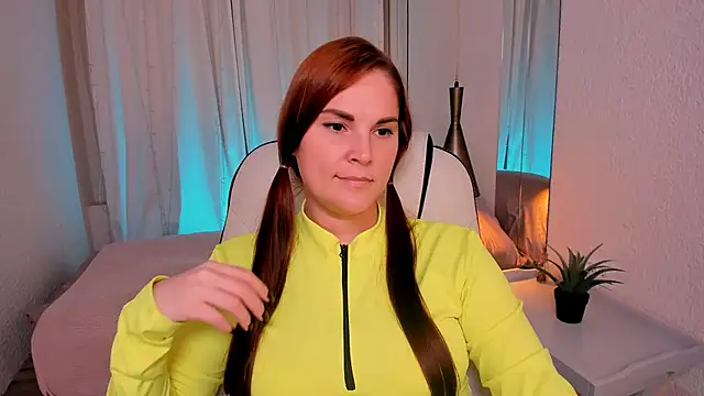 Ellis Foxy online show from 2, 2, 2025