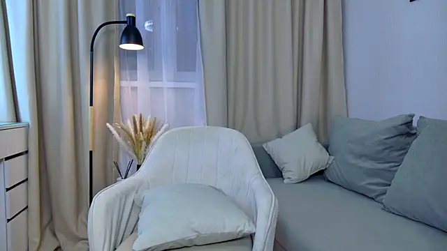 Snapshot of KylieLips chatting on 17, 3, 2026 KylieLips online show from 17, 3, 2026