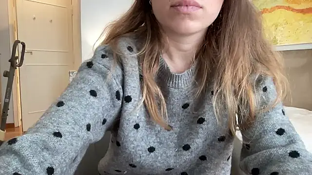 Snapshot of Mollyy998 chatting on 29, 10, 2025 Mollyy998 online show from 29, 10, 2025