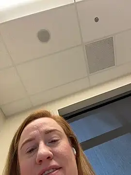 Snapshot of cinnatitties chatting on 16, 12, 2025 cinnatitties online show from 16, 12, 2025