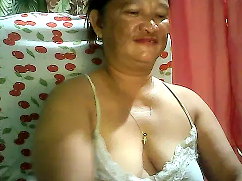 Snapshot of hott_scarlett chatting on 10, 5, 2026 hott scarlett online show from 10, 5, 2026
