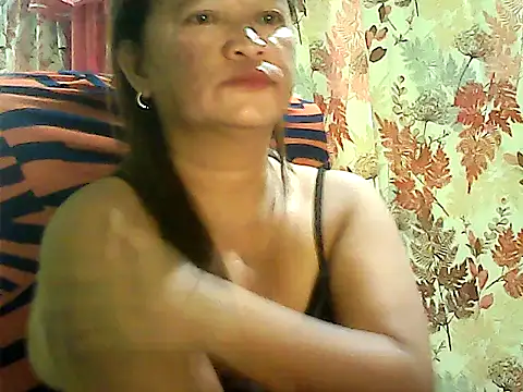Snapshot of hott_scarlett chatting on 3, 6, 2026 hott scarlett online show from 3, 6, 2026