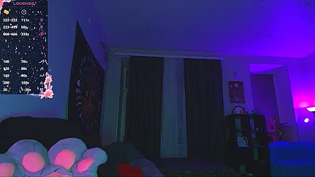 NicoleFancy online show from 19, 12, 2025