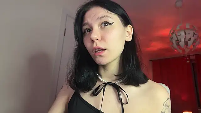 Snapshot of pinkdolly18 chatting on 9, 1, 2025 pinkdolly18 online show from 9, 1, 2025