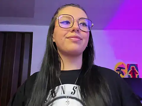 lia minami online show from 23, 3, 2026