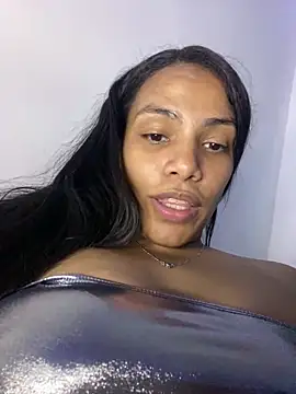 Snapshot of ArielleMillerr chatting on 1, 3, 2025 ArielleMillerr online show from 1, 3, 2025