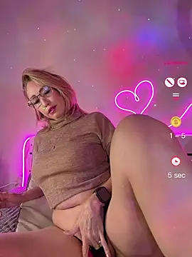 Snapshot of RAIRAsexy chatting on 27, 5, 2026 RAIRAsexy online show from 27, 5, 2026