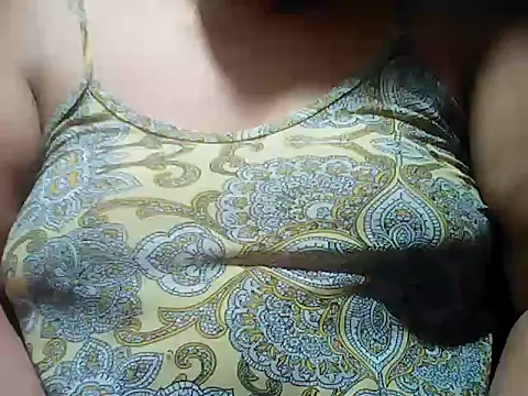 Snapshot of Sexyhorney4u chatting on 7, 7, 2026 Sexyhorney4u online show from 7, 7, 2026