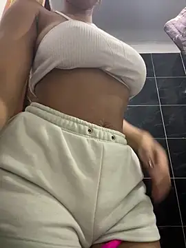 Snapshot of belaa_1 chatting on 6, 1, 2026 belaa 1 online show from 6, 1, 2026