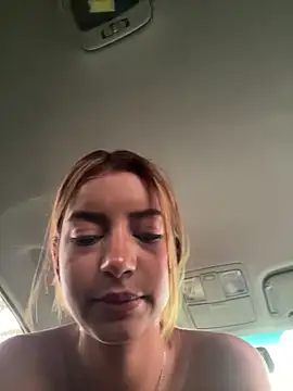 Snapshot of belaa_1 chatting on 15, 4, 2026 belaa 1 online show from 15, 4, 2026