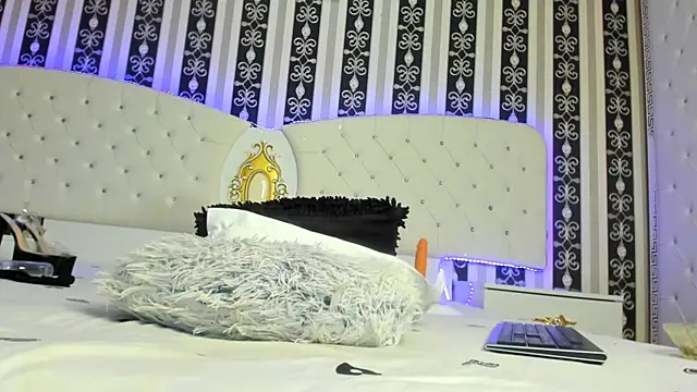 Aidasina online show from 9, 2, 2025