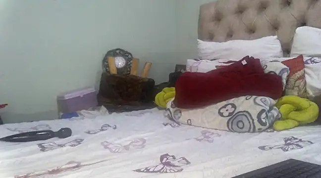 caramelqueen11 online show from 25, 12, 2024