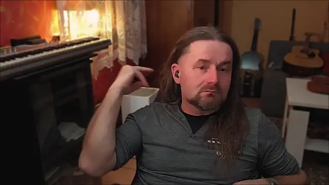 Mosiadz1975 online show from 1, 3, 2025