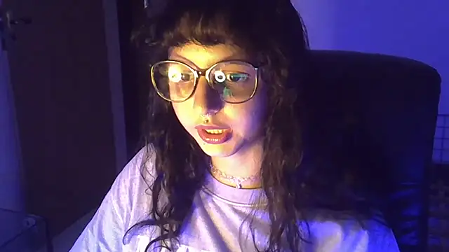 Snapshot of myamillor chatting on 2, 12, 2024 myamillor online show from 2, 12, 2024