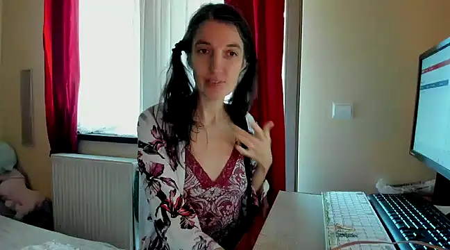 AliceisHome online show from 5, 1, 2025