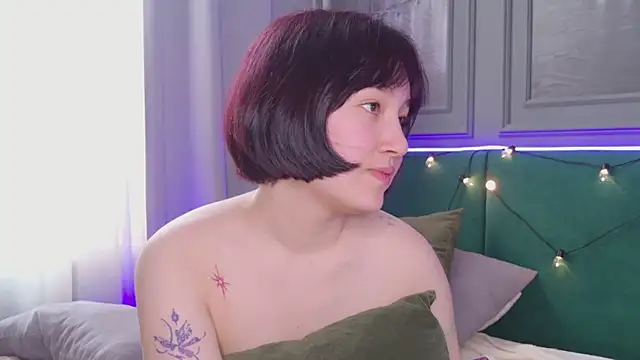 Snapshot of So_audrey chatting on 24, 2, 2025 So audrey online show from 24, 2, 2025