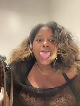 Snapshot of BigFineSelena chatting on 14, 4, 2026 BigFineSelena online show from 14, 4, 2026