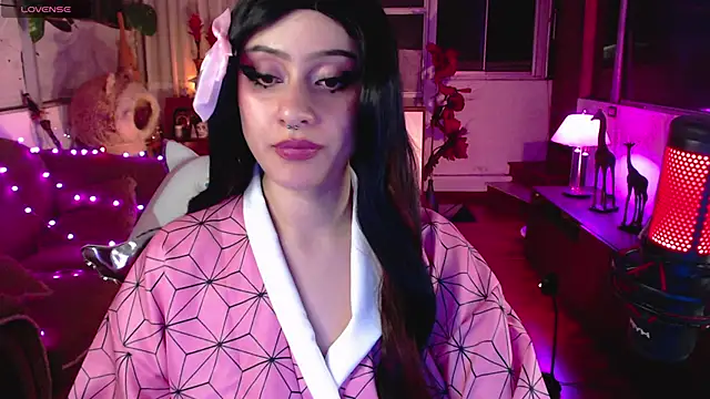 Aquamarinebubble online show from 8, 2, 2025