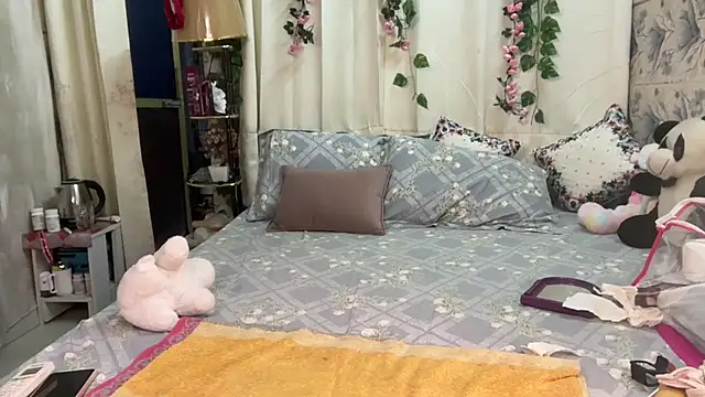 Snapshot of mahimagicdoll_DESI chatting on 27, 9, 2025 mahimagicdoll DESI online show from 27, 9, 2025