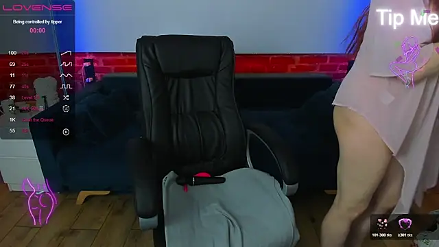 Kamilla Hot online show from 4, 3, 2026