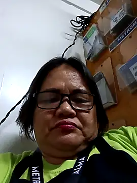 Chubbysweetmom online show from 18, 4, 2026