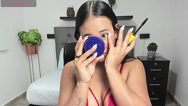 Snapshot of isabella_florez chatting on 28, 1, 2025 isabella florez online show from 28, 1, 2025