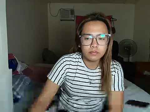 Snapshot of Your_PrettyGirlxxx chatting on 8, 2, 2026 Your PrettyGirlxxx online show from 8, 2, 2026