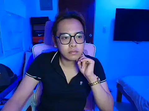 Snapshot of Your_PrettyGirlxxx chatting on 18, 2, 2026 Your PrettyGirlxxx online show from 18, 2, 2026