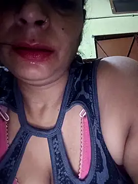 Snapshot of silkyrani123 chatting on 20, 10, 2025 silkyrani123 online show from 20, 10, 2025