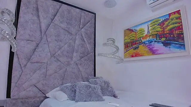 AmandaNordby  online show from 10, 3, 2025