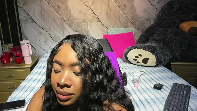 Snapshot of Niyirey1 chatting on 27, 2, 2026 Niyirey1 online show from 27, 2, 2026