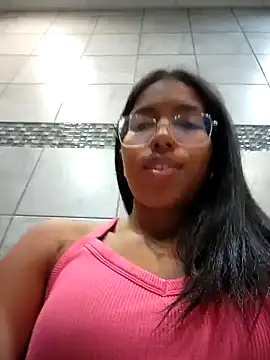 Snapshot of SheenaBrooke chatting on 4, 1, 2025 SheenaBrooke online show from 4, 1, 2025