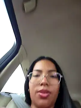 Snapshot of SheenaBrooke chatting on 4, 10, 2025 SheenaBrooke online show from 4, 10, 2025