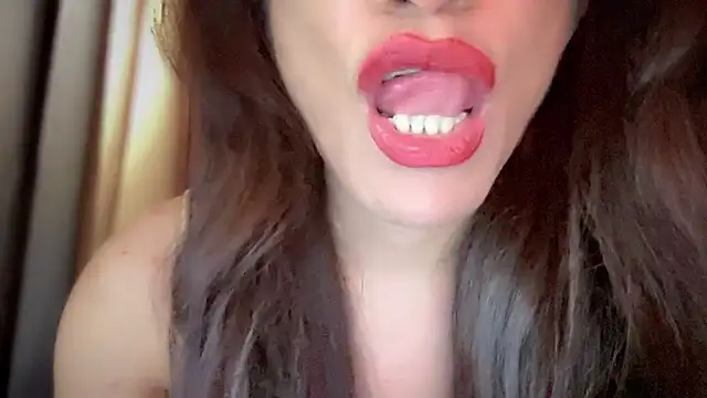 Snapshot of QUEEN_LILITH chatting on 21, 7, 2026 QUEEN LILITH online show from 21, 7, 2026