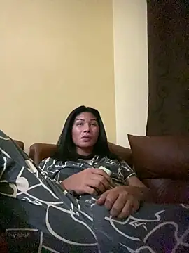 Snapshot of MaxxineMorenaTs chatting on 9, 5, 2026 MaxxineMorenaTs online show from 9, 5, 2026