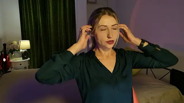ZoeGrant online show from 28, 5, 2026