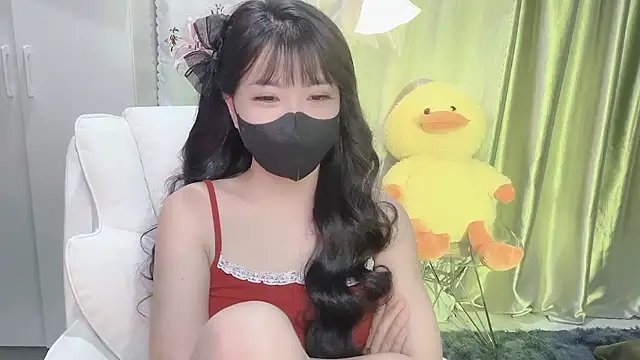 Mya Lee online show from 19, 2, 2025