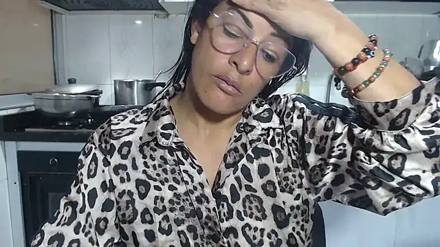 kateleyagrey online show from 25, 5, 2026