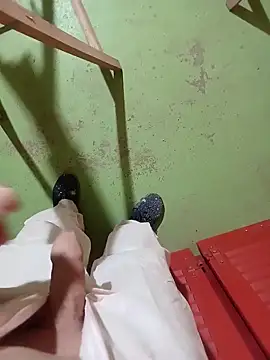 Snapshot of GeilerSchweizer chatting on 15, 12, 2025 GeilerSchweizer online show from 15, 12, 2025