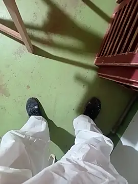 Snapshot of GeilerSchweizer chatting on 16, 12, 2025 GeilerSchweizer online show from 16, 12, 2025