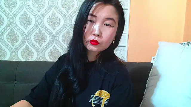 Snapshot of Bet_Lu chatting on 4, 2, 2025 Bet Lu online show from 4, 2, 2025