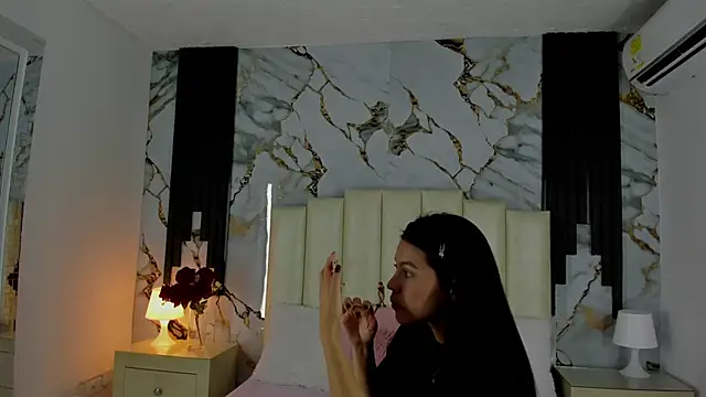 lulumars online show from 14, 2, 2025