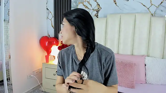 lulumars online show from 24, 2, 2025