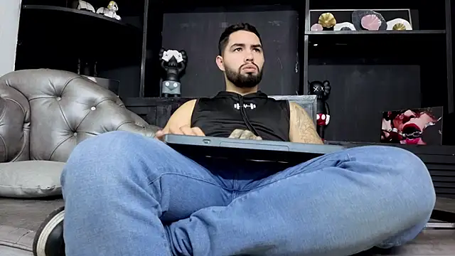 Snapshot of matteosantos chatting on 2, 2, 2026 matteosantos online show from 2, 2, 2026