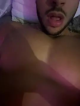 Snapshot of pimentfort77 chatting on 18, 2, 2025 pimentfort77 online show from 18, 2, 2025