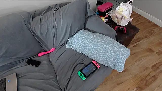 EmoDream1998 online show from 28, 2, 2025