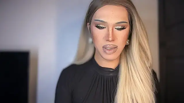 Ts glamxxxx online show from 18, 1, 2026