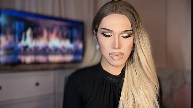 Ts glamxxxx online show from 10, 4, 2026