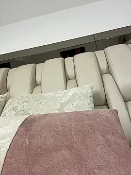 ALISSON FOXXX1 online show from 6, 3, 2026